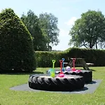 Minicamping De Lindenhoeve - Safaritent Schaapje