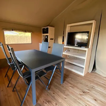 Minicamping De Lindenhoeve - Safaritent Schaapje Chalet *