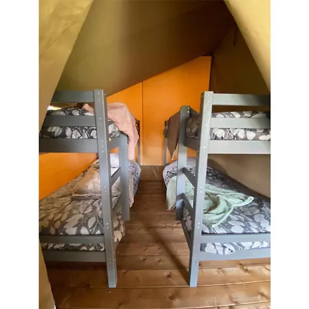 Minicamping De Lindenhoeve - Safaritent Schaapje Chalet Nistelrode