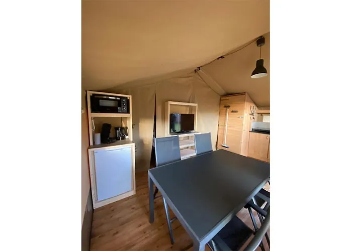 Minicamping De Lindenhoeve - Safaritent Schaapje Chalet Nistelrode