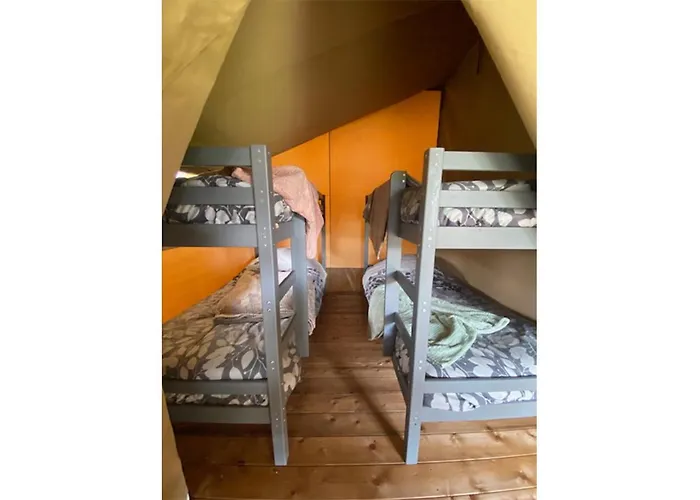 Minicamping De Lindenhoeve - Safaritent Schaapje Chalet Nistelrode