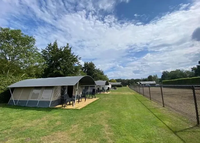 Minicamping De Lindenhoeve - Safaritent Schaapje Nistelrode