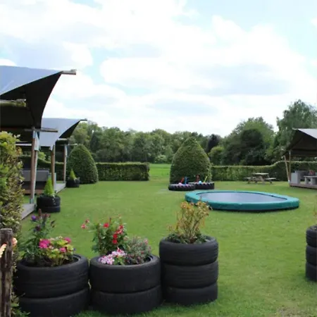 Minicamping De Lindenhoeve - Safaritent Schaapje